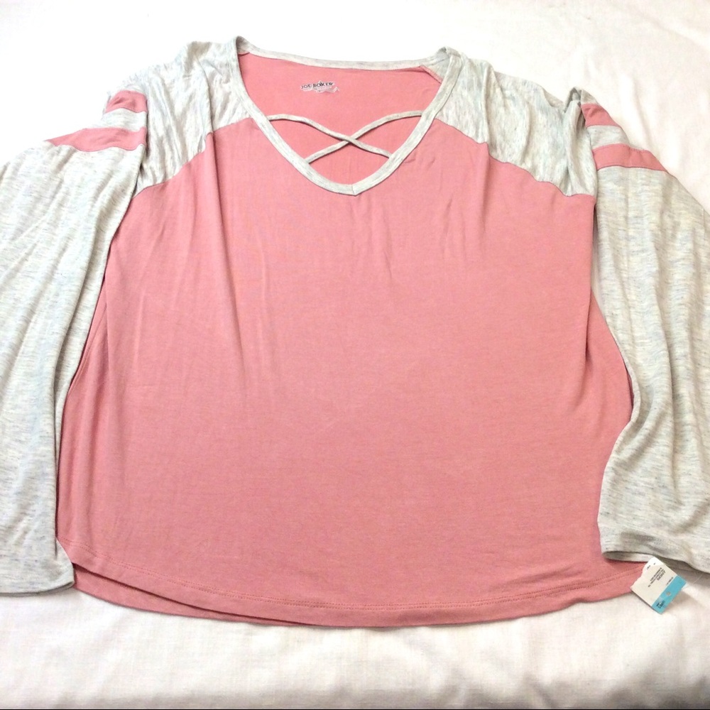 JOE BOXER PLUS SIZE WOMEN’S LONG SLEEVES PAJAMA TOP SIZE: 2X COLOR: PINK /GRAY